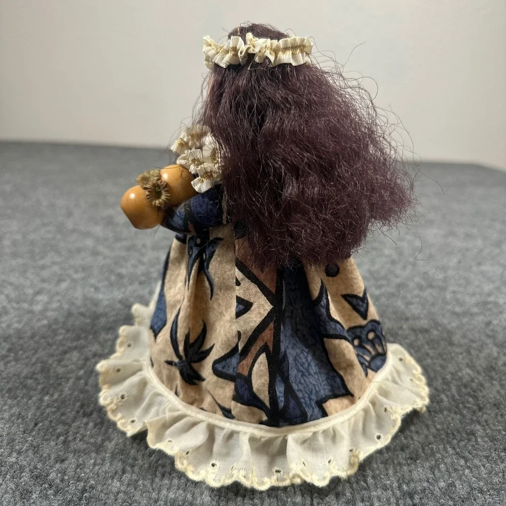 Vintage Handmade Hawaiian Hula Girl with Ipu Air Freshener Doll 7